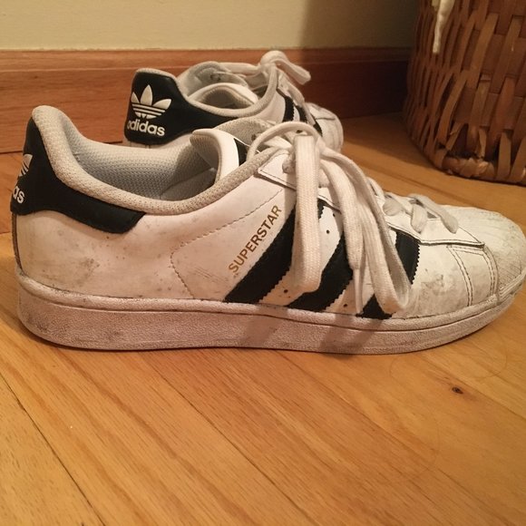 ADIDAS Superstars - Picture 3 of 6